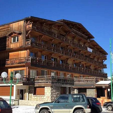 Marmotte 2 Alpes Apartment *